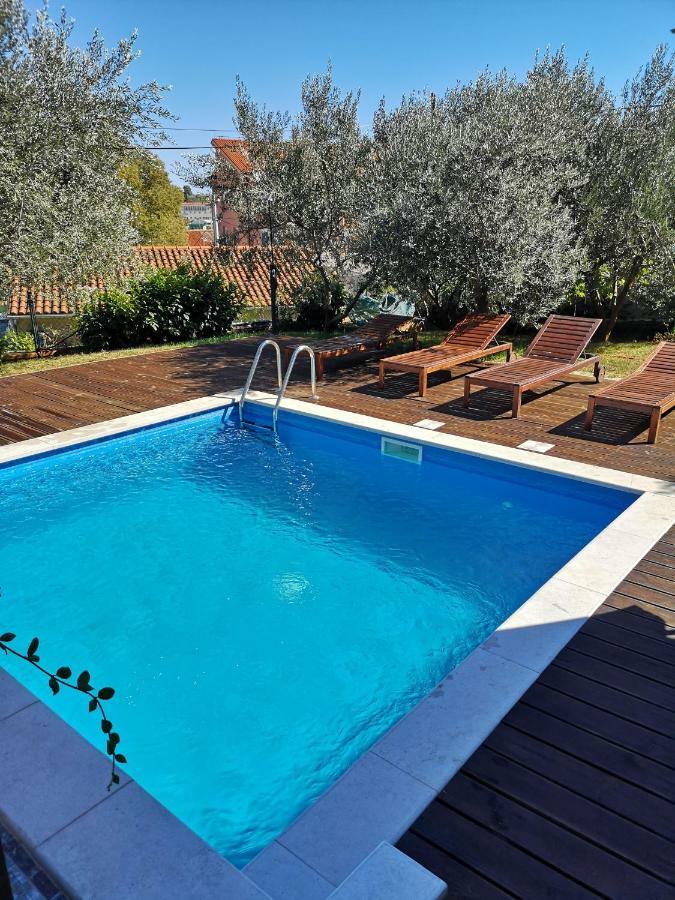 Apartments Romy بولا المظهر الخارجي الصورة